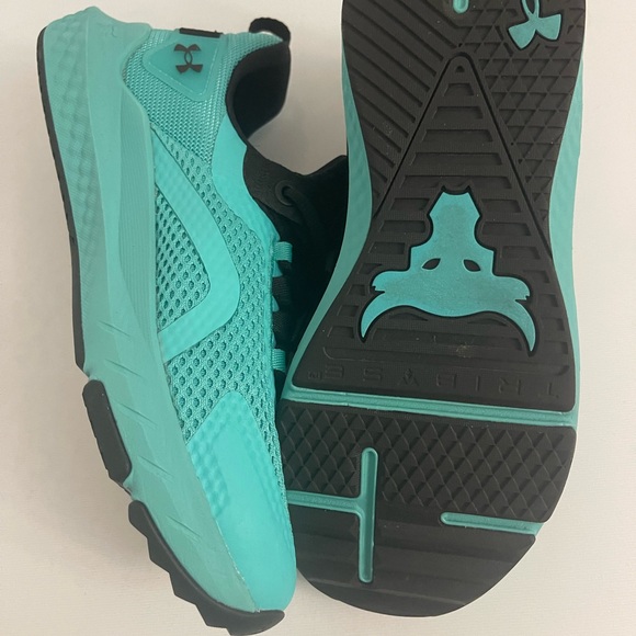 Women’s Sz 9 Project Rock BSR4 - Picture 2 of 4